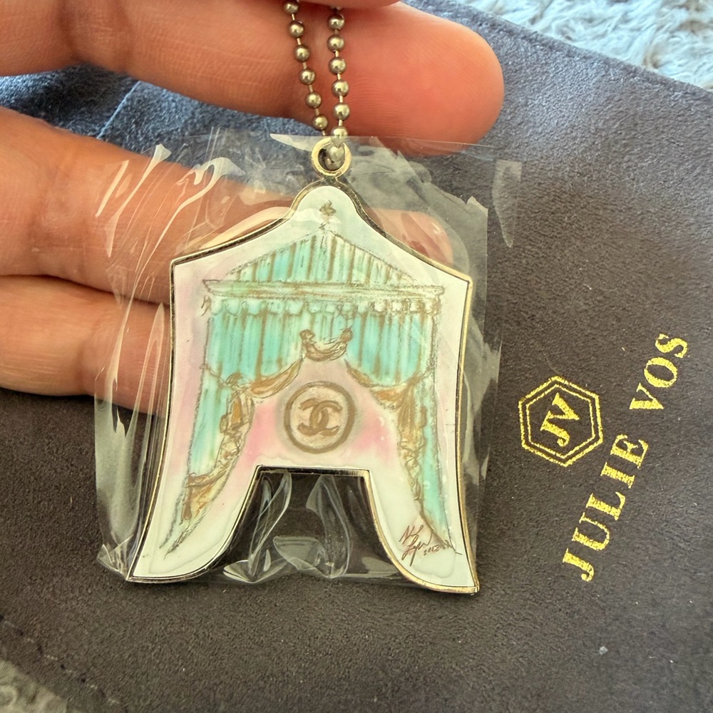 CHANEL Silver-Tone Pendant